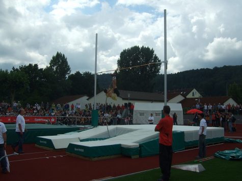After breaking school record, junior pole vaulter claims second at County Championship