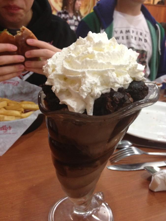 The fare at Friendlys is very comforting.  