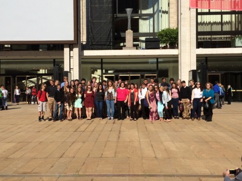 Glen Rock students waited outside of the Metropolitan Opera House in mid-September.