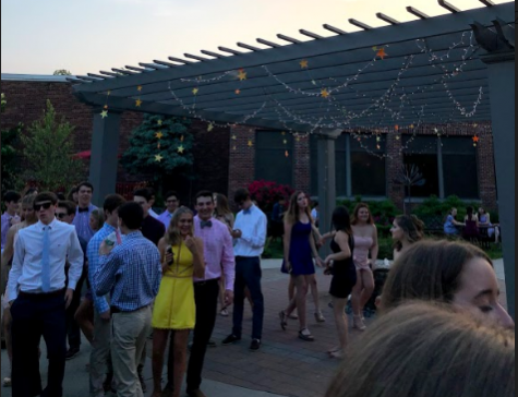 Sophomore semi: an “under the stars” success