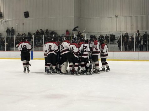 Boys’ ice hockey prepares for upcoming season