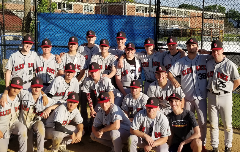The 2019 baseball team poses for a picture after their last game. Little did the returning athletes know that their 2020 season would be in jeopardy. 