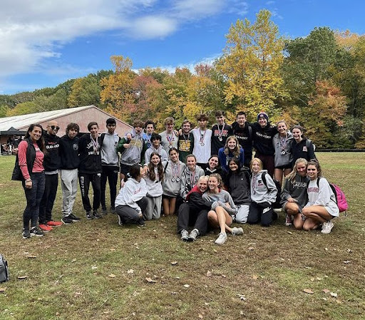 Team gathers together after qualifying for the Bergen Meet of Champions.